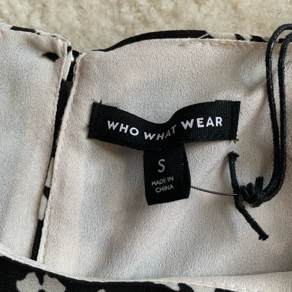 Who What Wear Meadow Floral Ruffle Dress - Picture 6 of 11